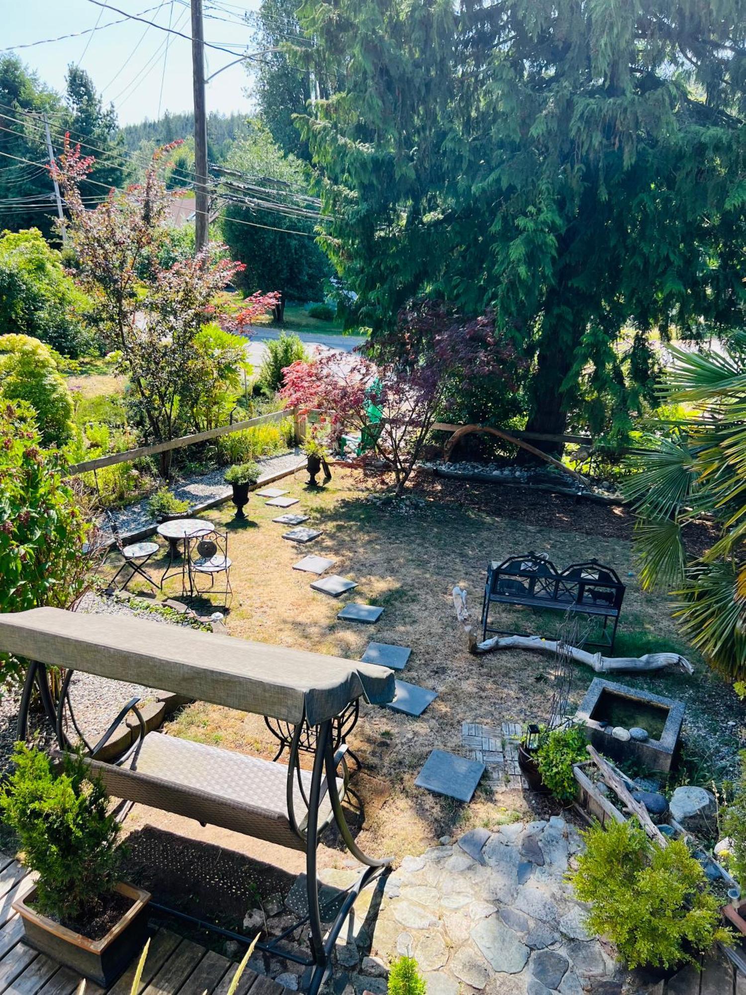 Private House Hot Tub Pets Bbq Seas The Day Premier Location The Bay Lower Gibsons Exterior photo